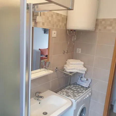 Apartment Luna Malinska